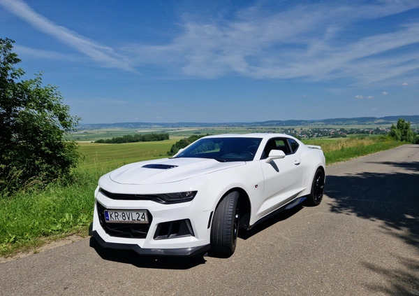 Chevrolet Camaro cena 139000 przebieg: 93300, rok produkcji 2018 z Książ Wielkopolski małe 46